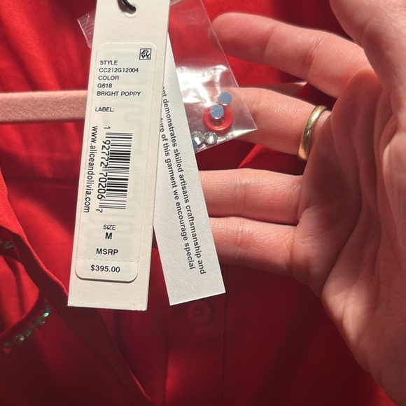 New ALICE+OLIVIA Finley heart rhinestone cut out button down top - Picture 3 of 7